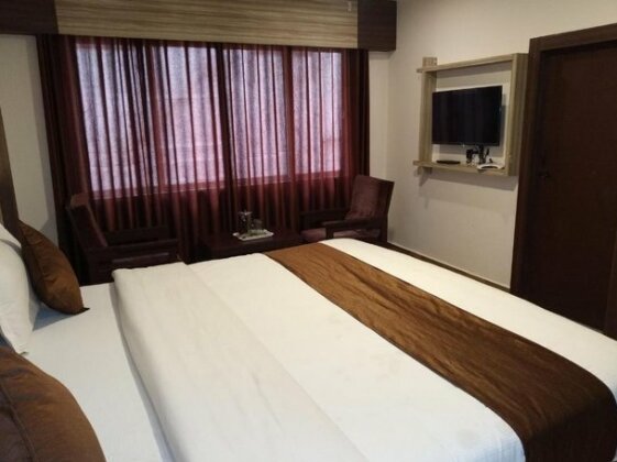Hotel Gangothri Ooty - Photo4