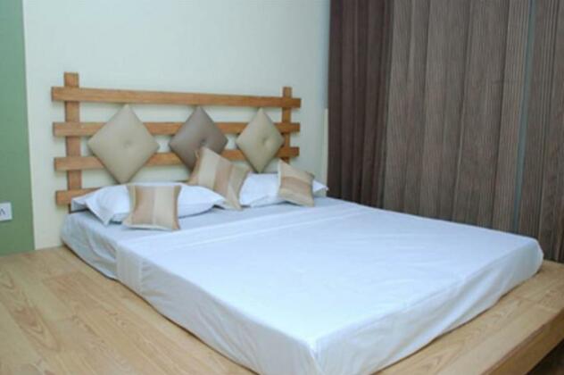 Hotel Maneck Residency - Photo4