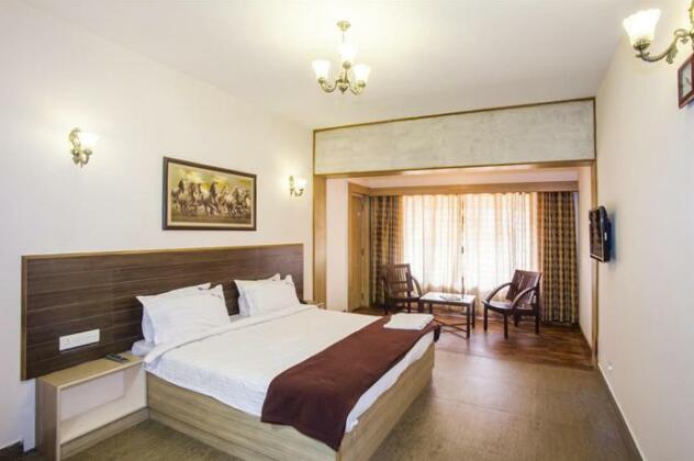Hotel Sapphire Grand - Photo2
