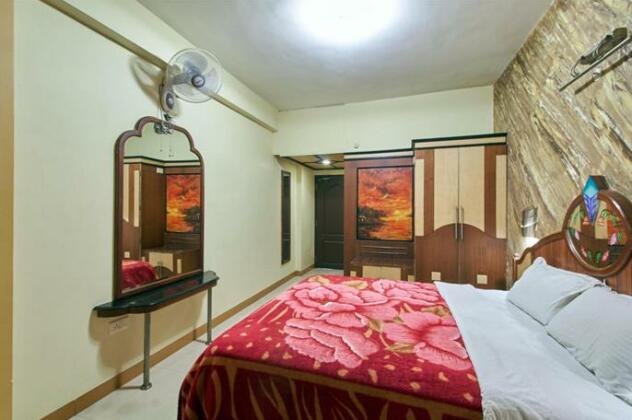 Hotel Sarkar Palace - Photo2