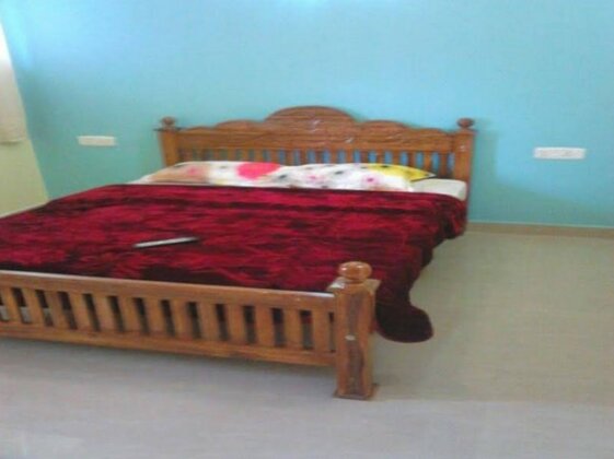  Photo 2