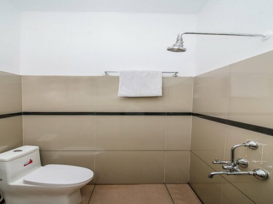 OYO 37233 White Residency - Photo3