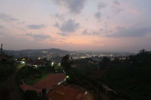 OYO 8732 Hotel Ultimate - Photo4
