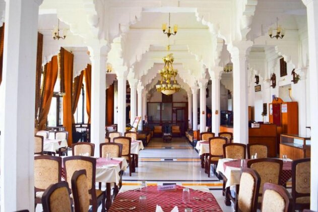 Sheesh Mahal - Photo2