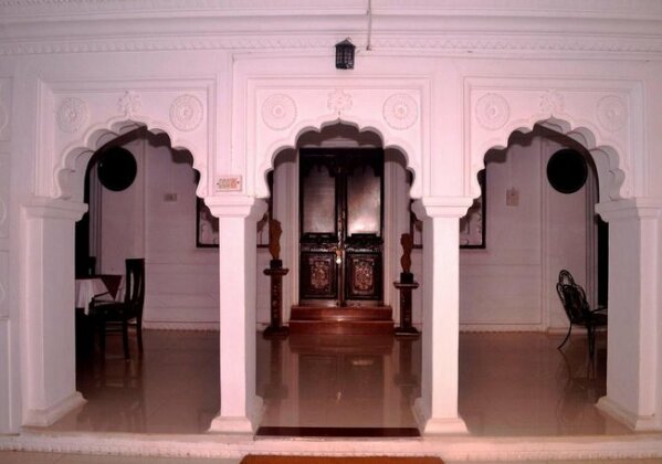 Sheesh Mahal - Photo3