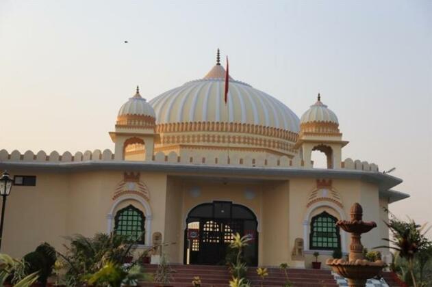 V Resorts RajMahal - Photo3