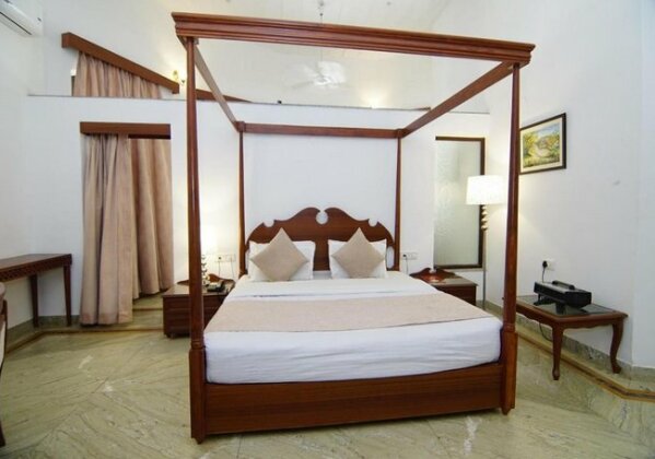 Hotel Amaltas - Photo4
