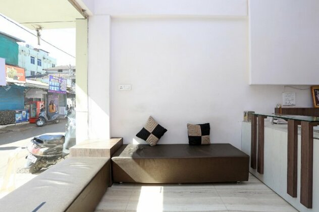 OYO 28655 Hotel Shri Krishna - Photo2