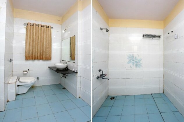 OYO 28655 Hotel Shri Krishna - Photo4