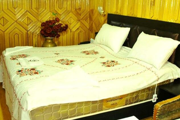 Hotel Paradise and Restaurant - Photo5