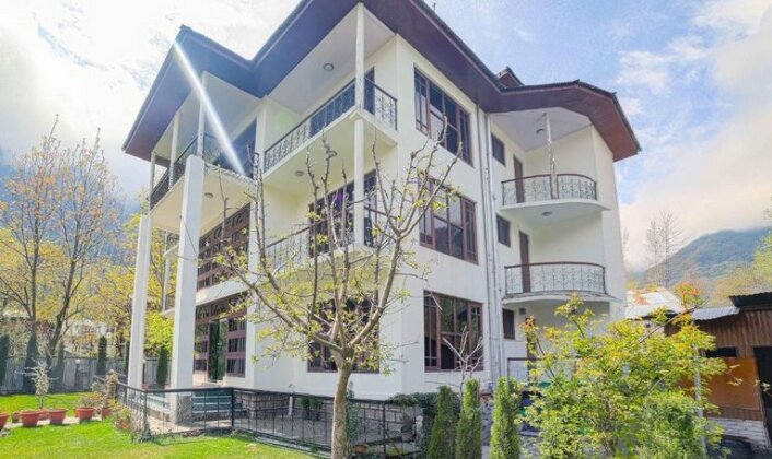 Hotel Premier Pahalgam