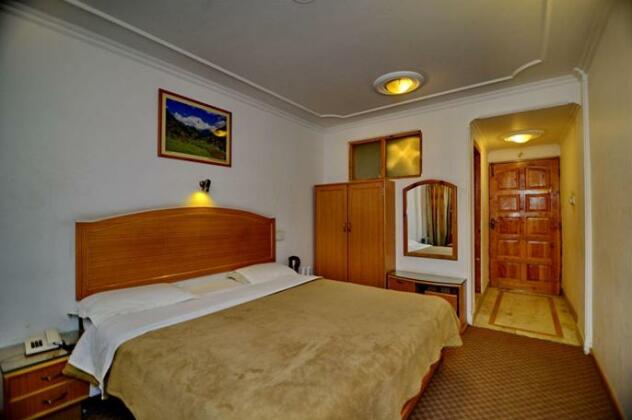 Hotel Tulyan - Photo4