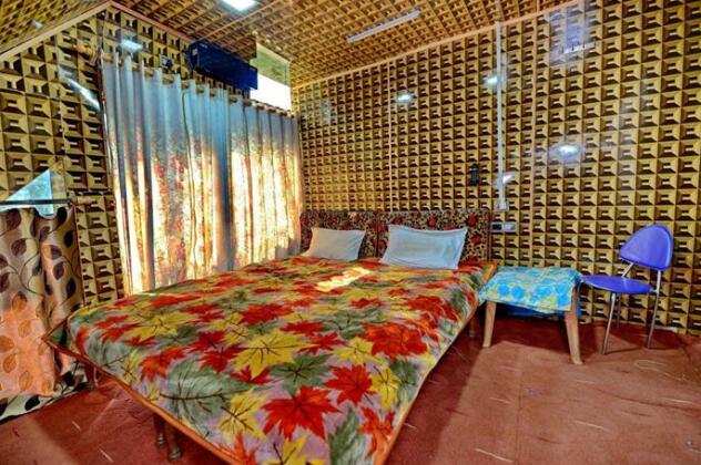 River Front Guest House - Photo4