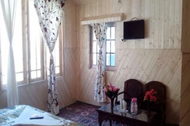 Tourist Palace - Photo3
