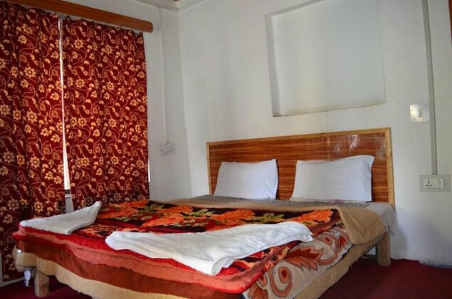 Wonderland Guest House - Photo2