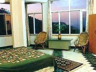 Silver Oak Hotel - Photo4