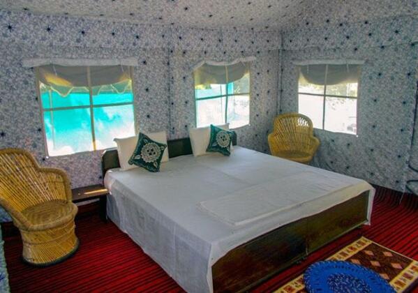 The Solitude Camp - Photo3