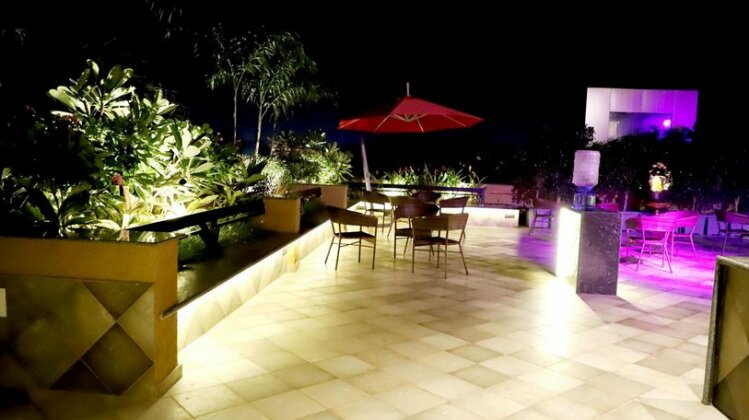 Hotel Reyansh Grand - Photo3