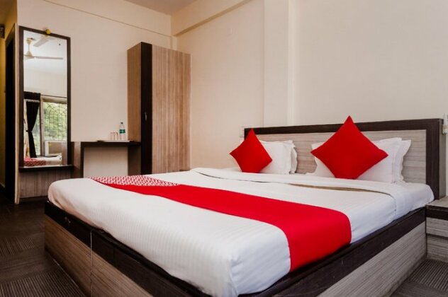 OYO 26206 Hotel Paras - Photo5