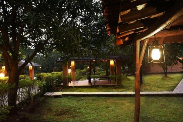 SaffronStays Mango Huts - Photo2