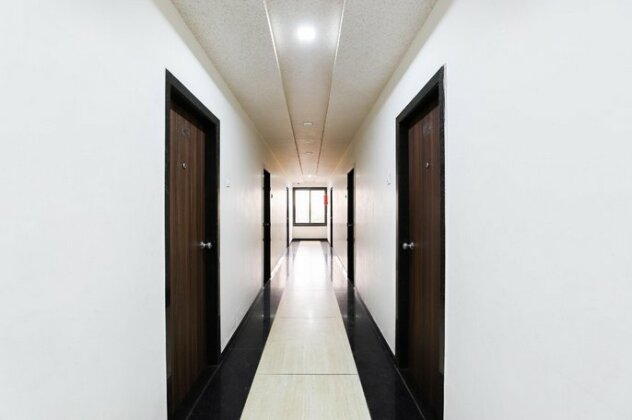 OYO 46504 Hotel Mahadev - Photo2
