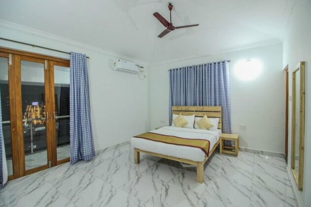 Sunset View 3BHK Abode in Panjim Goa - Photo4