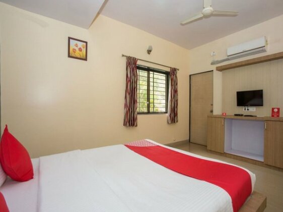 OYO 12260 Traveler's inn - Photo3
