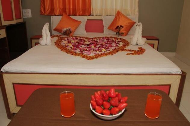 OYO 12316 Hotel Silver inn - Photo4