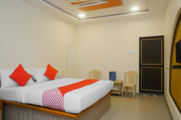 Oyo 17024 S Ramada - Photo3