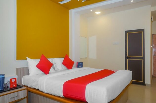 Oyo 17024 S Ramada - Photo4