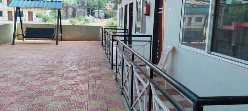 S Ramada Motel - Photo2
