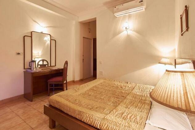 The Dhanhills - Photo3