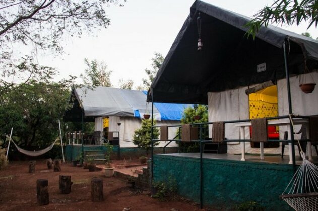 Umbrella Inn - Photo3