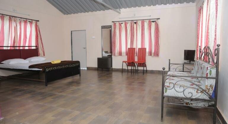 Yogadaa Royale Resort - Photo4
