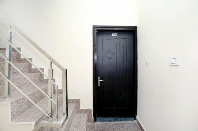 Oyo 40089 A2z - Photo4