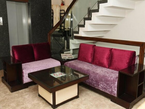 OYO 4391 Hotel Iconic - Photo5