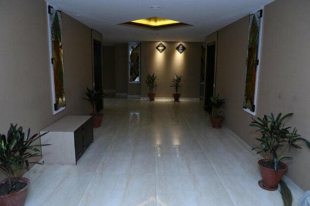 OYO Premium Opposite Panchkula Bus Stand - Photo2
