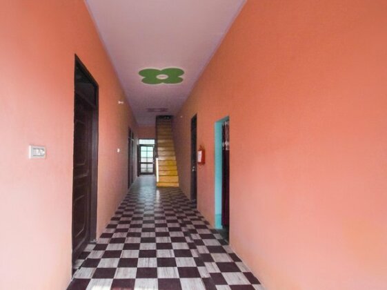 SPOT ON 61750 Hotel Sitara - Photo2