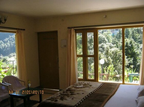 Janardan Resort Pangot - Photo3