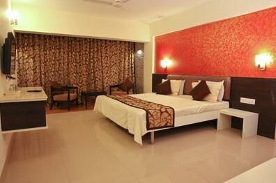 Hill Top Hotel Panhala - Photo3