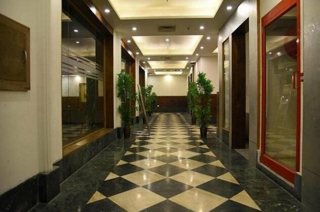 Hotel Swarn Mahal - Photo2
