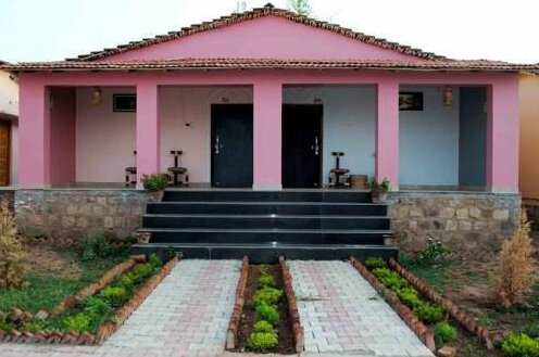 K Raj Tiger Resort - Photo5