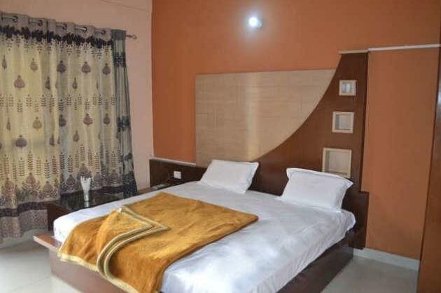 Paradise Hotel Parwanoo - Photo3