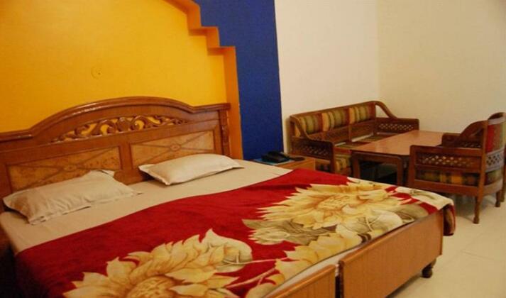 Hotel Abhi International - Photo3