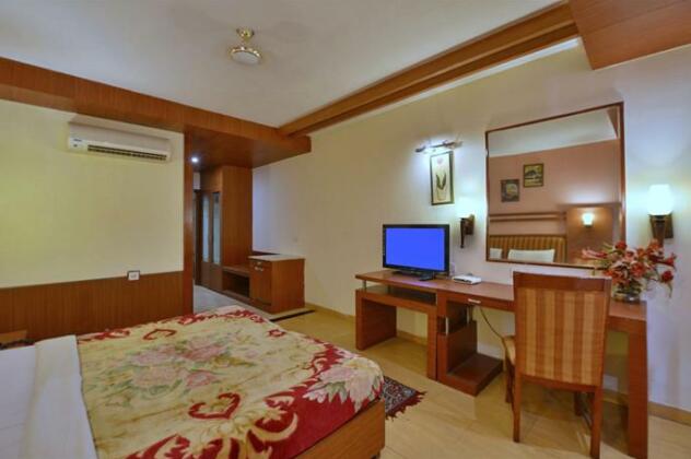 Hotel Capri Pathankot - Photo3