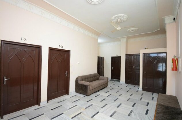 OYO 30358 Hotel Asia Palace - Photo3