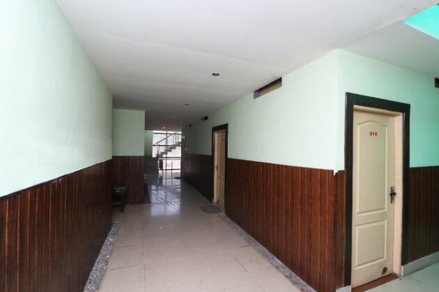 OYO 38611 Vatika Resort - Photo3