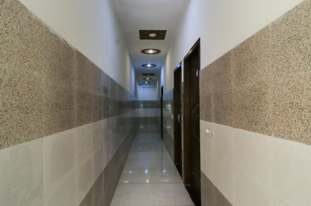 OYO 65320 Hotel Surya - Photo3