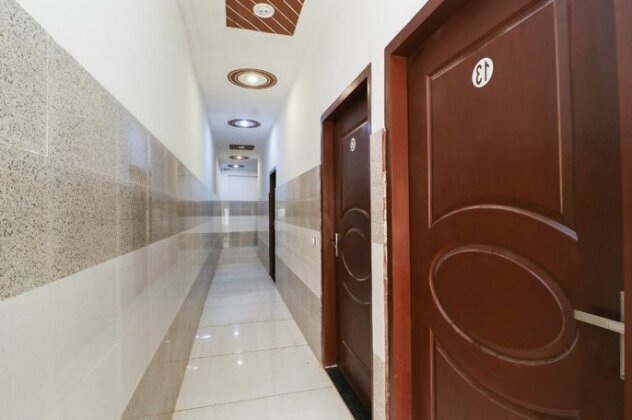 OYO 65320 Hotel Surya - Photo4