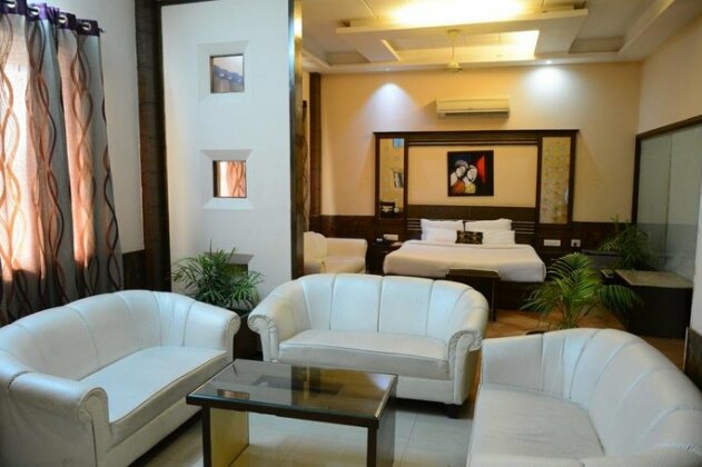 The Ajuba Residency - Photo5